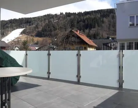 Apartman Stadtdomizil 5 *
